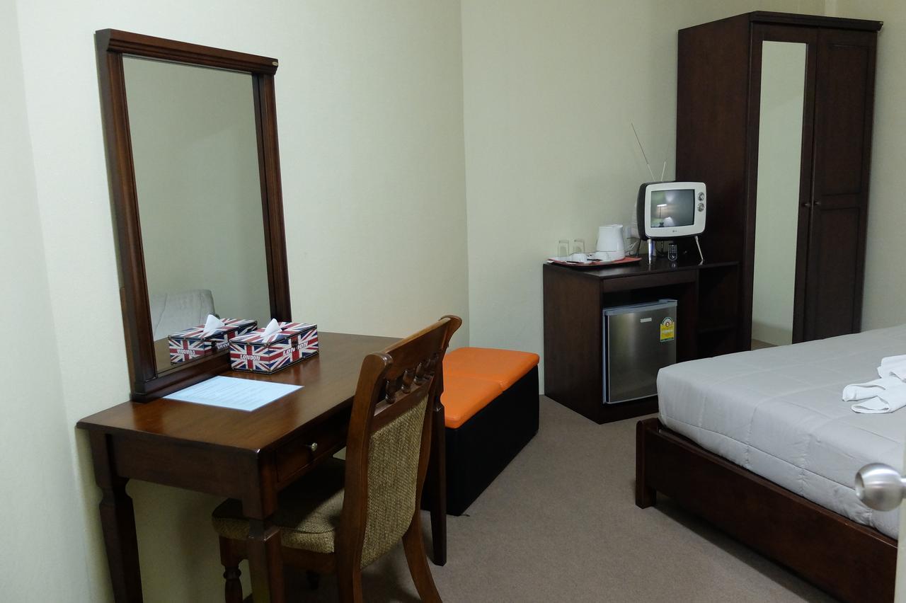 Tawanwarn Hotel Krabi town Kültér fotó